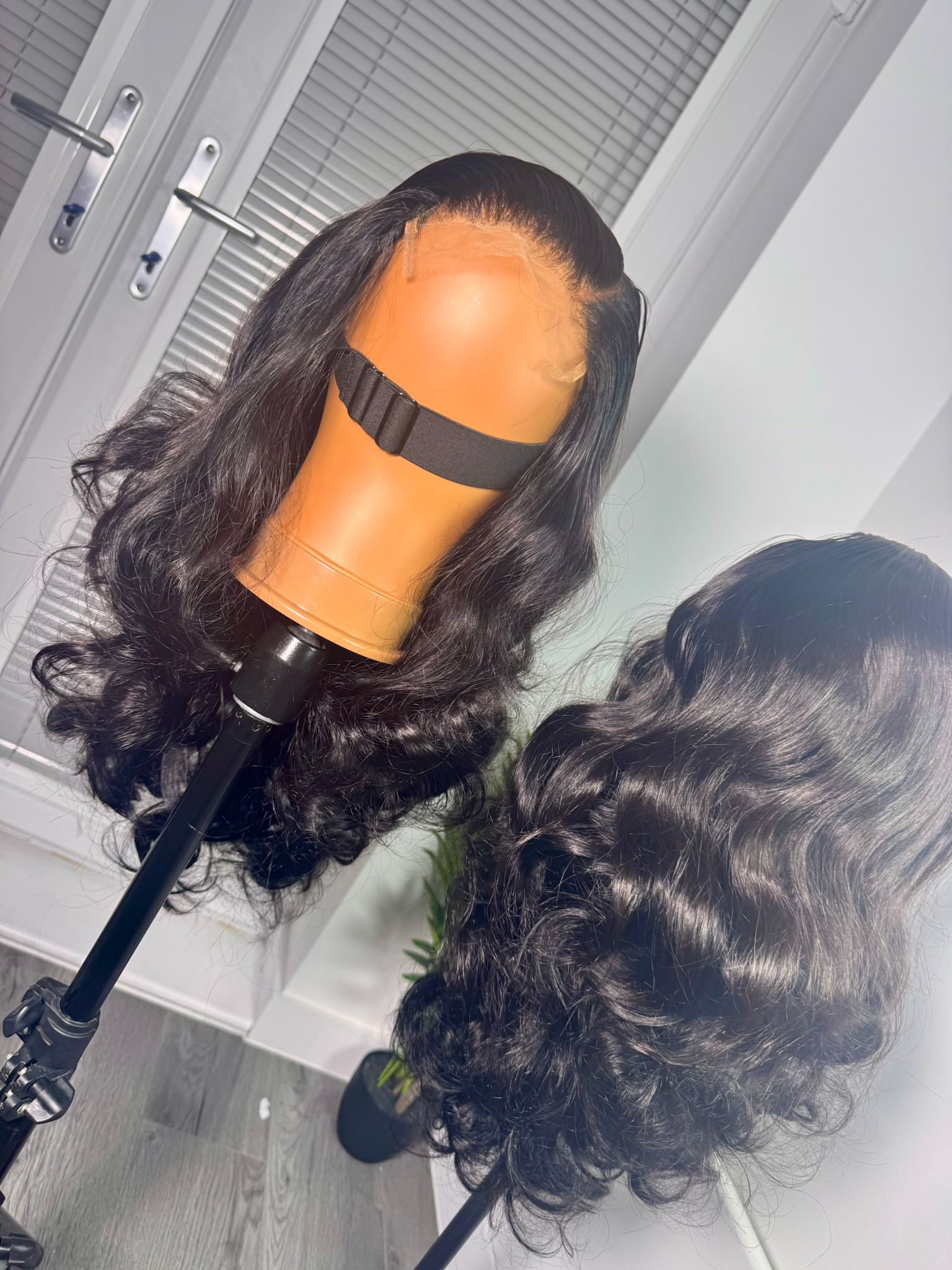 Wig Kika virgin SSD wavy - Image 2